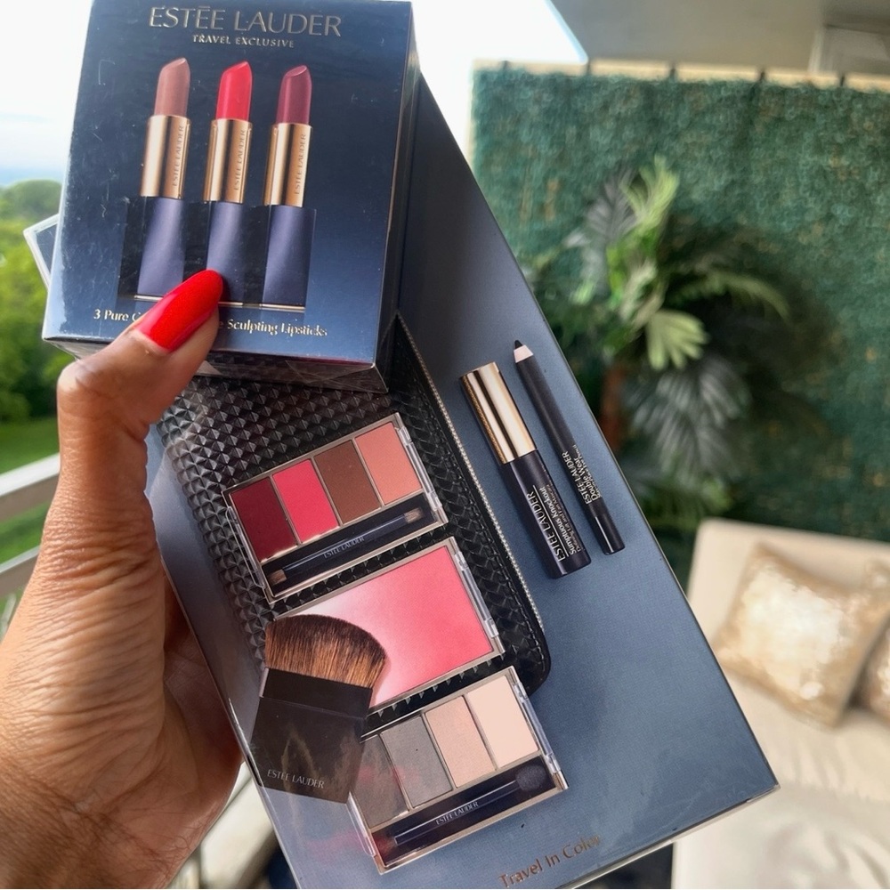 ESTEE LAUDER Travel Exclusive Sets